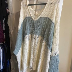 POL distressed sweater size 3x
